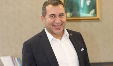 İmranlı Belediye Başkanı Murat Açıl Sivas’ta trafik kazasında hayatını kaybetti