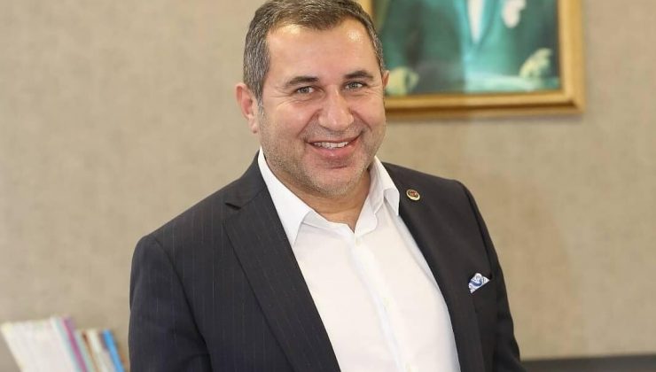 İmranlı Belediye Başkanı Murat Açıl Sivas’ta trafik kazasında hayatını kaybetti