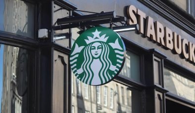 Starbucks: Türkiye mağazaları kapatılacak iddiaları ‘Asılsız haberdir’