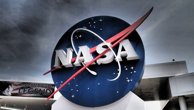 NASA, 24 ilahiyatçıyı işe aldı