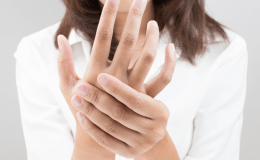 Tetik parmak nedir? Belirtisi, egzersizleri ve tedavisi